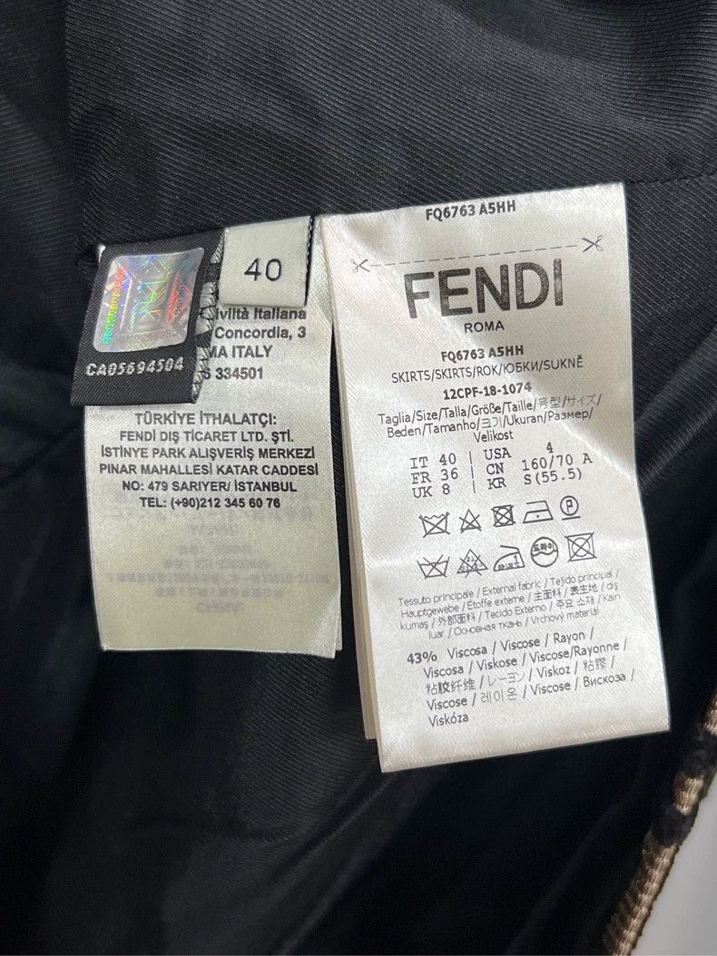 Fendi Fendi Monogram Short Skirt Size 40 Size 40" / US 18 - 4 Thumbnail