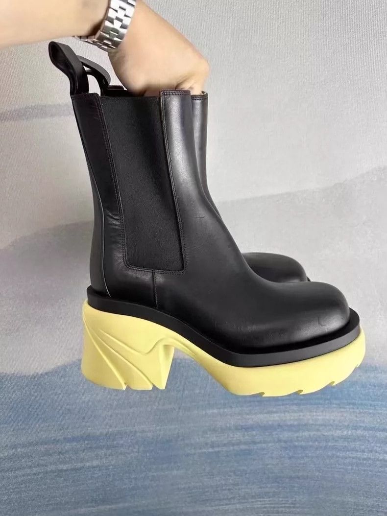 Bottega Veneta Bottega Veneta Black Yellow Chelsea High Boots Size US 8 / IT 38 - 3 Thumbnail