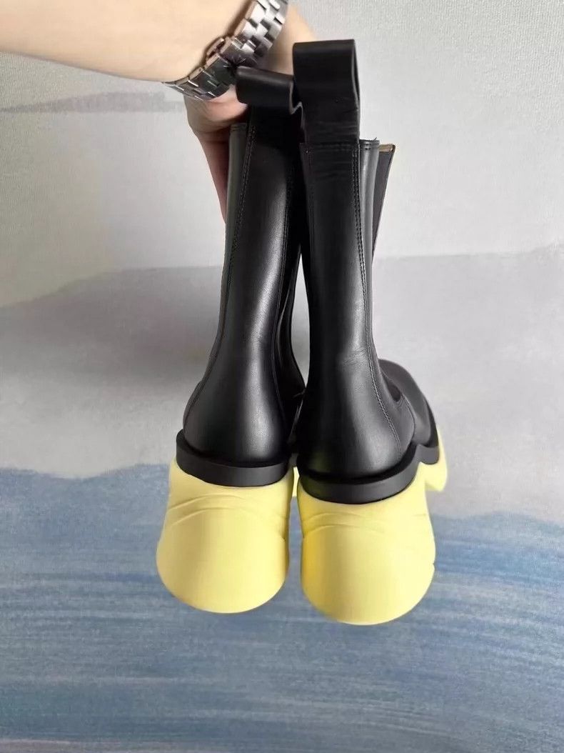 Bottega Veneta Bottega Veneta Black Yellow Chelsea High Boots Size US 8 / IT 38 - 4 Thumbnail