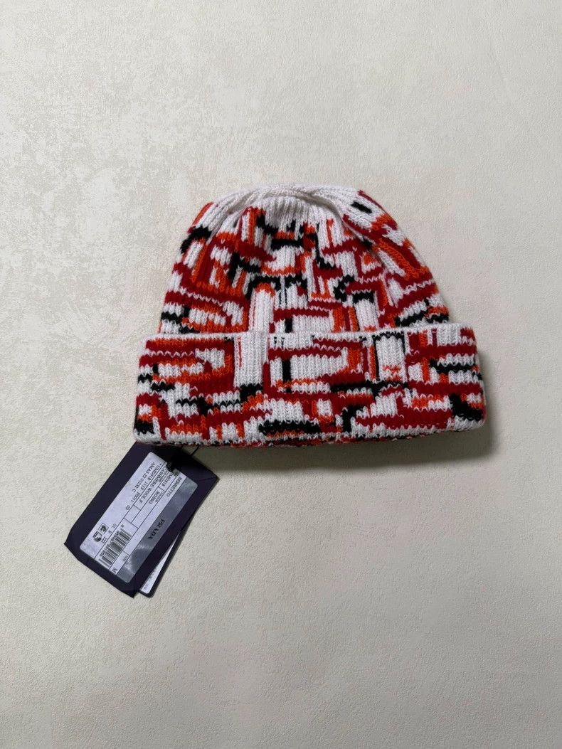 Prada Prada Red and White Knitted Beanie Hat Size ONE SIZE - 2 Thumbnail