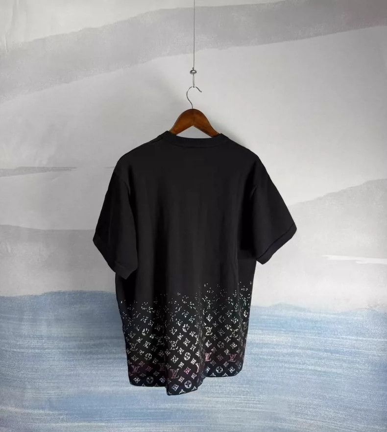Louis Vuitton Louis Vuitton Black Rhinestone Gradient T-Shirt Size US M / EU 48-50 / 2 - 2 Thumbnail