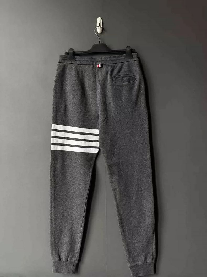 Thom Browne Thom Browne Dark Gray Knit Sweatpants Size US 26 / EU 42 - 2 Thumbnail