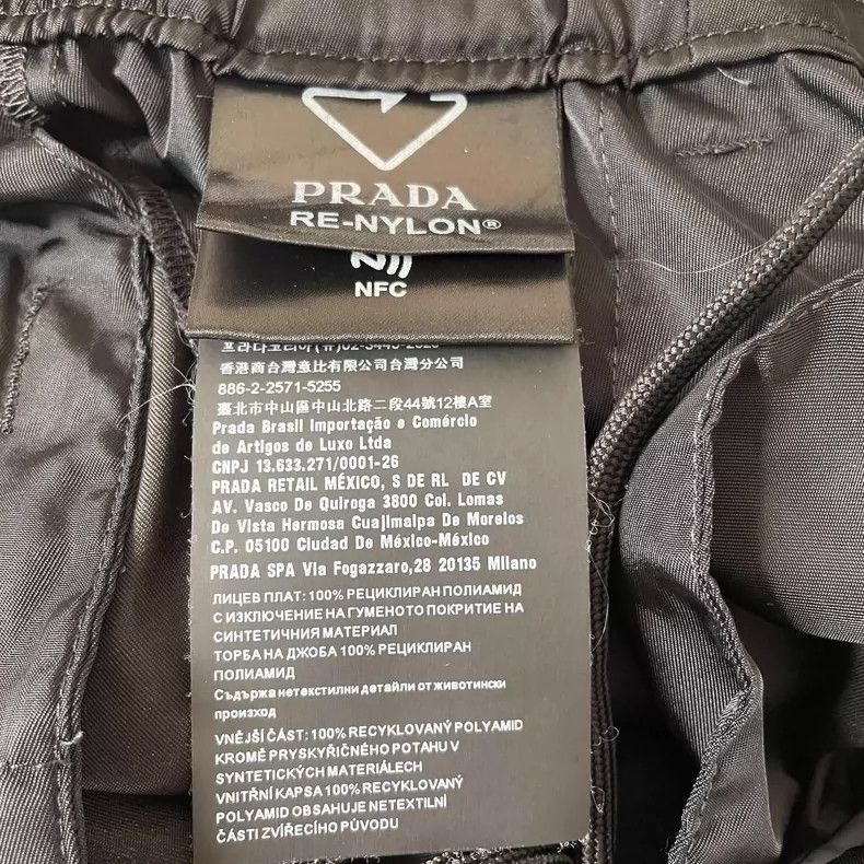 Prada Prada Black Double Pocket Nylon Shorts Size US 44 / EU 60 - 4 Thumbnail