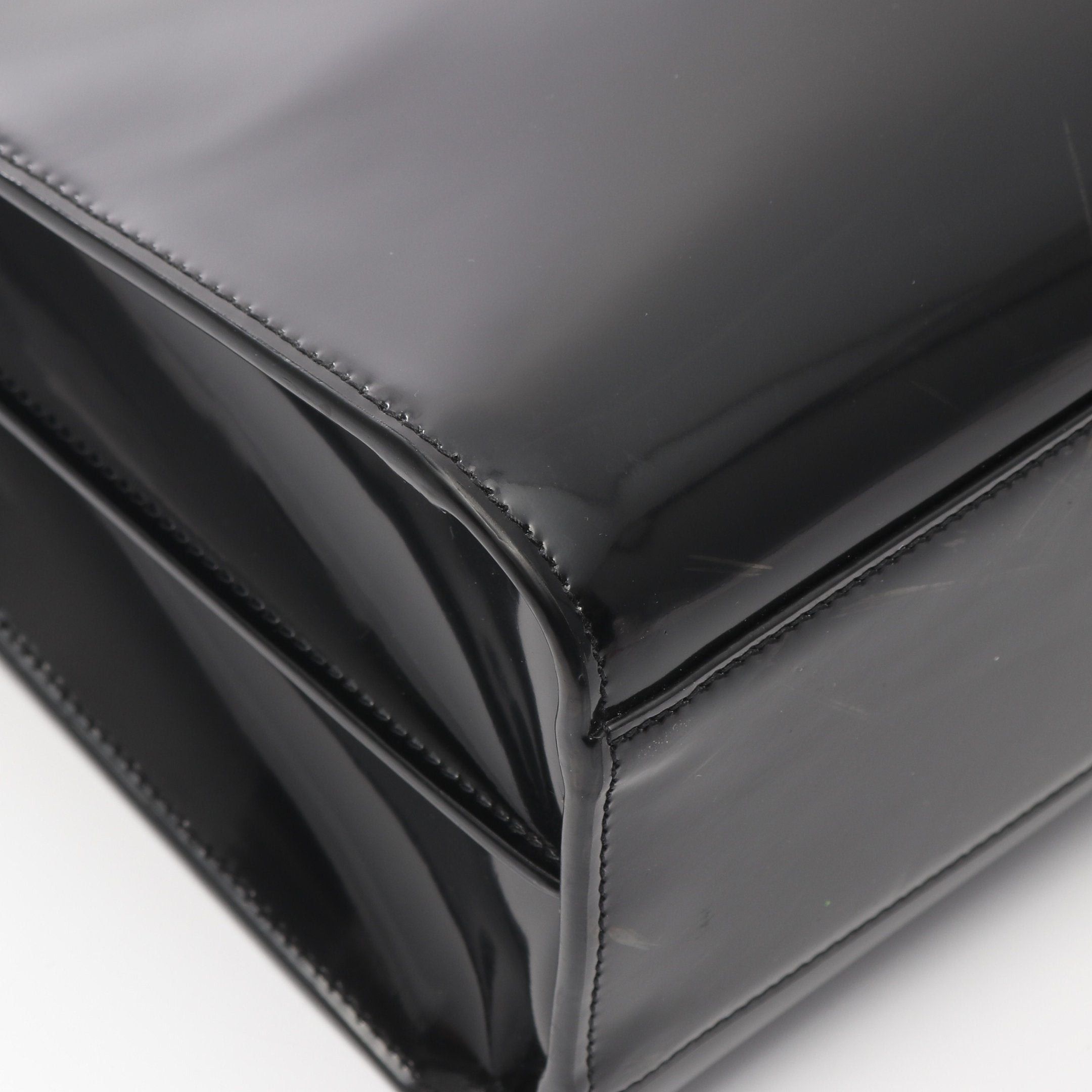 Yves Saint Laurent Yves Saint Laurent Sack Do Jules Shin Large Handbag Tote Bag Patent Leather Black Size ONE SIZE - 8 Thumbnail