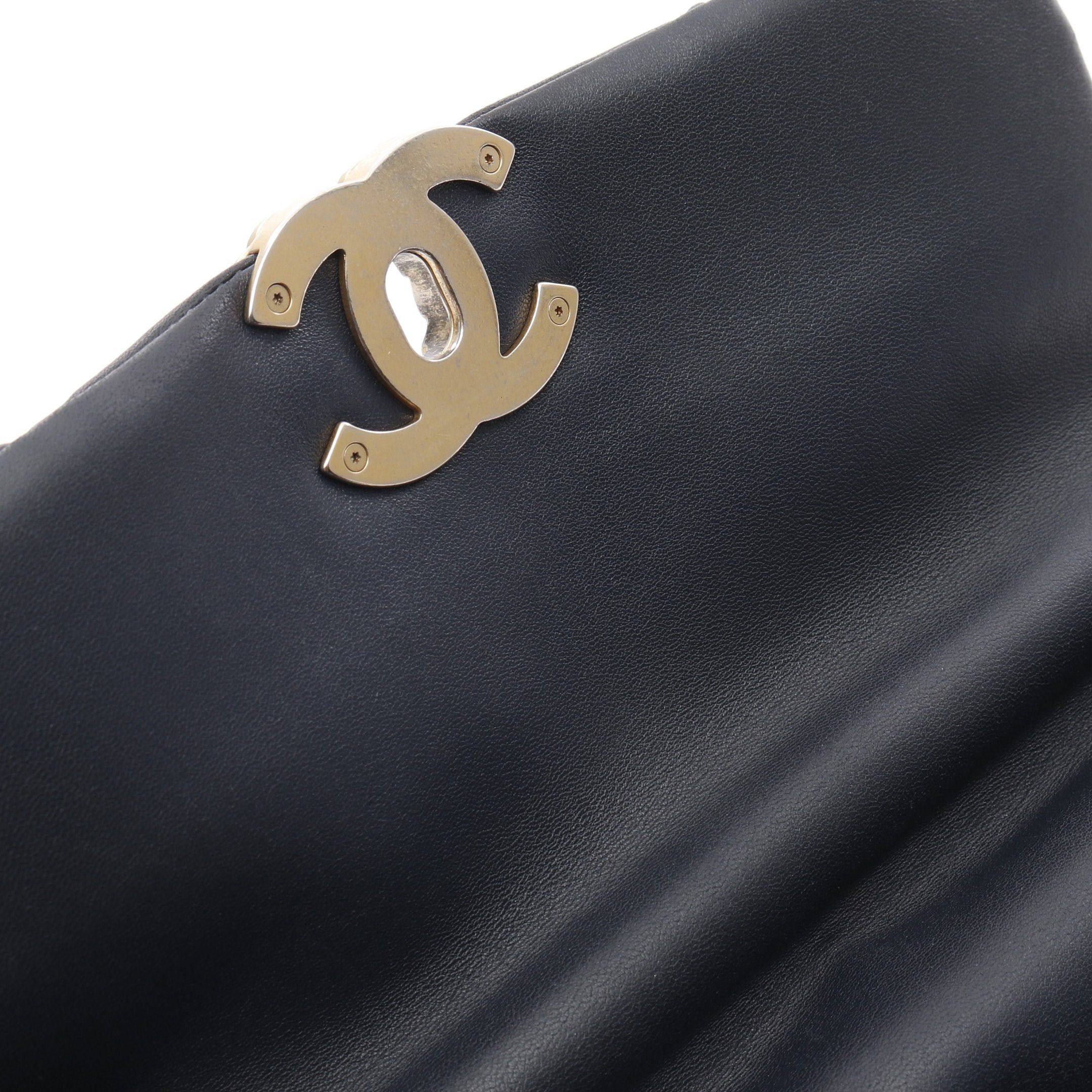 Chanel Chanel 19 Dizeneuf Matelasse Chain Shoulder Bag Lambskin Dark Navy Combination Metal Fittings Size ONE SIZE - 10 Thumbnail