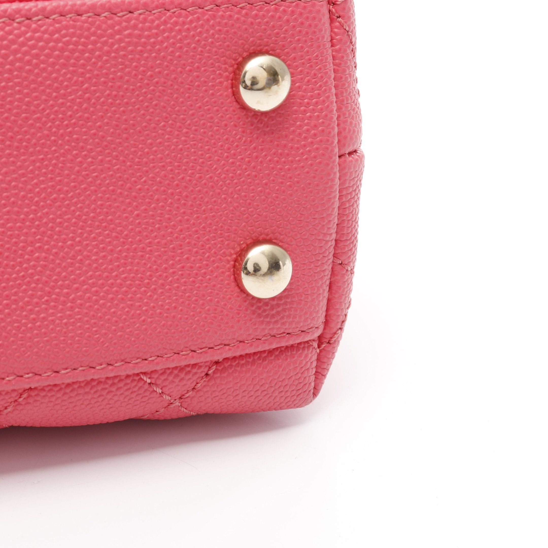 Chanel Chanel Coco Handle Flap Matelasse Handbag Caviar Skin Pink Gold Hardware Size ONE SIZE - 9 Thumbnail