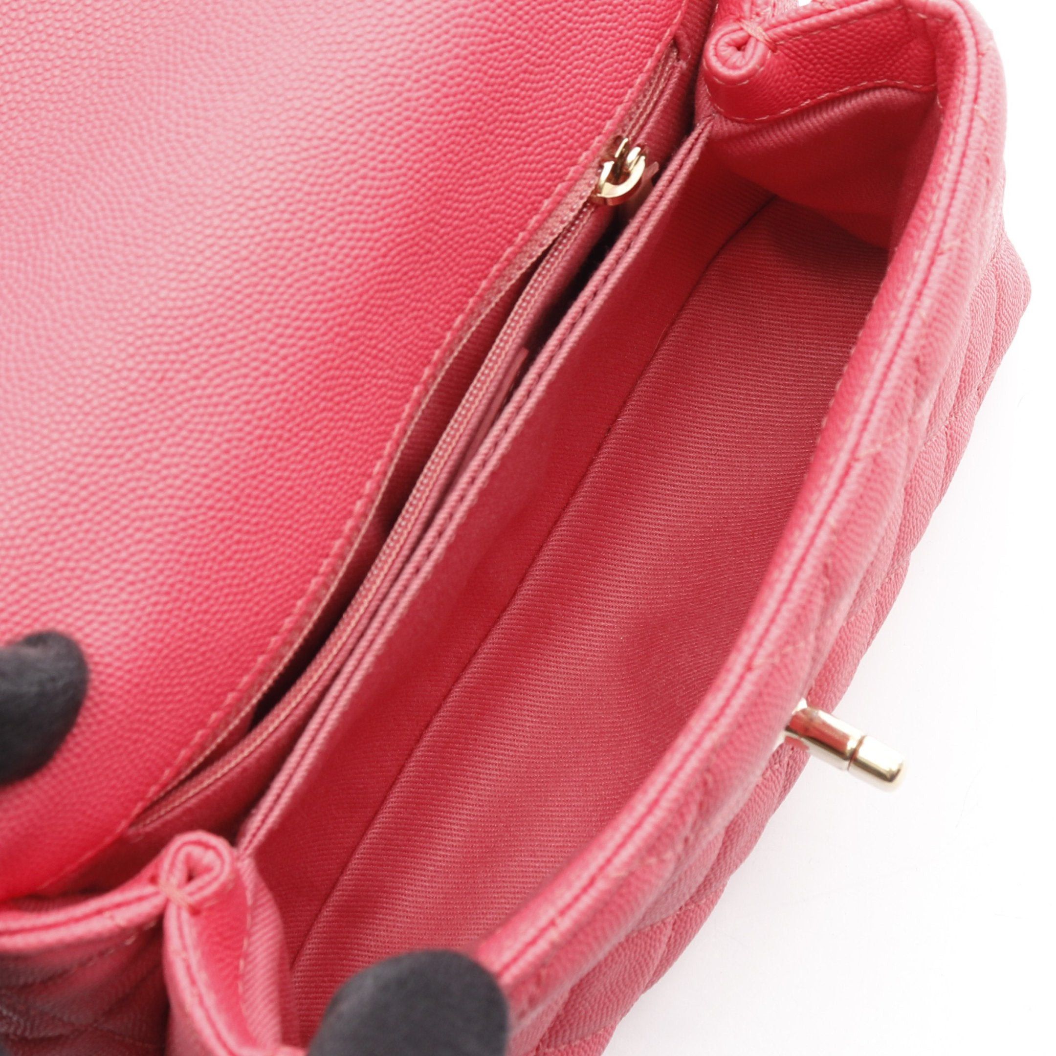 Chanel Chanel Coco Handle Flap Matelasse Handbag Caviar Skin Pink Gold Hardware Size ONE SIZE - 3 Thumbnail