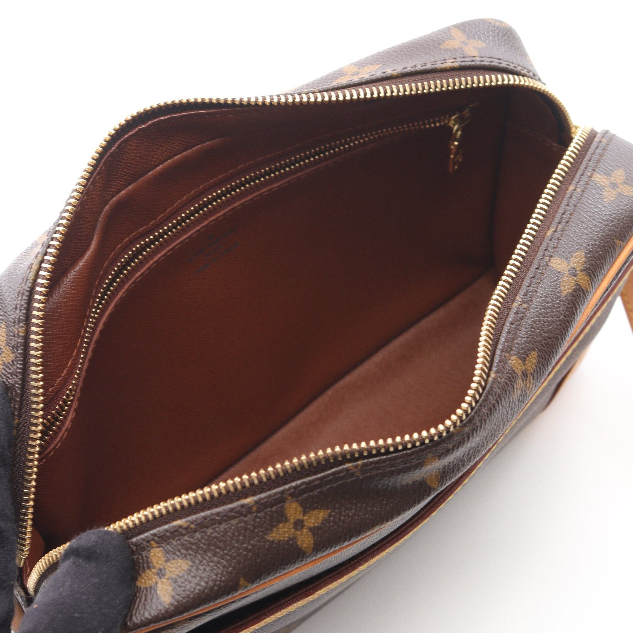 Louis Vuitton Louis Vuitton Trocadero 27 Monogram Shoulder Bag Leather Brown Size ONE SIZE - 3 Thumbnail