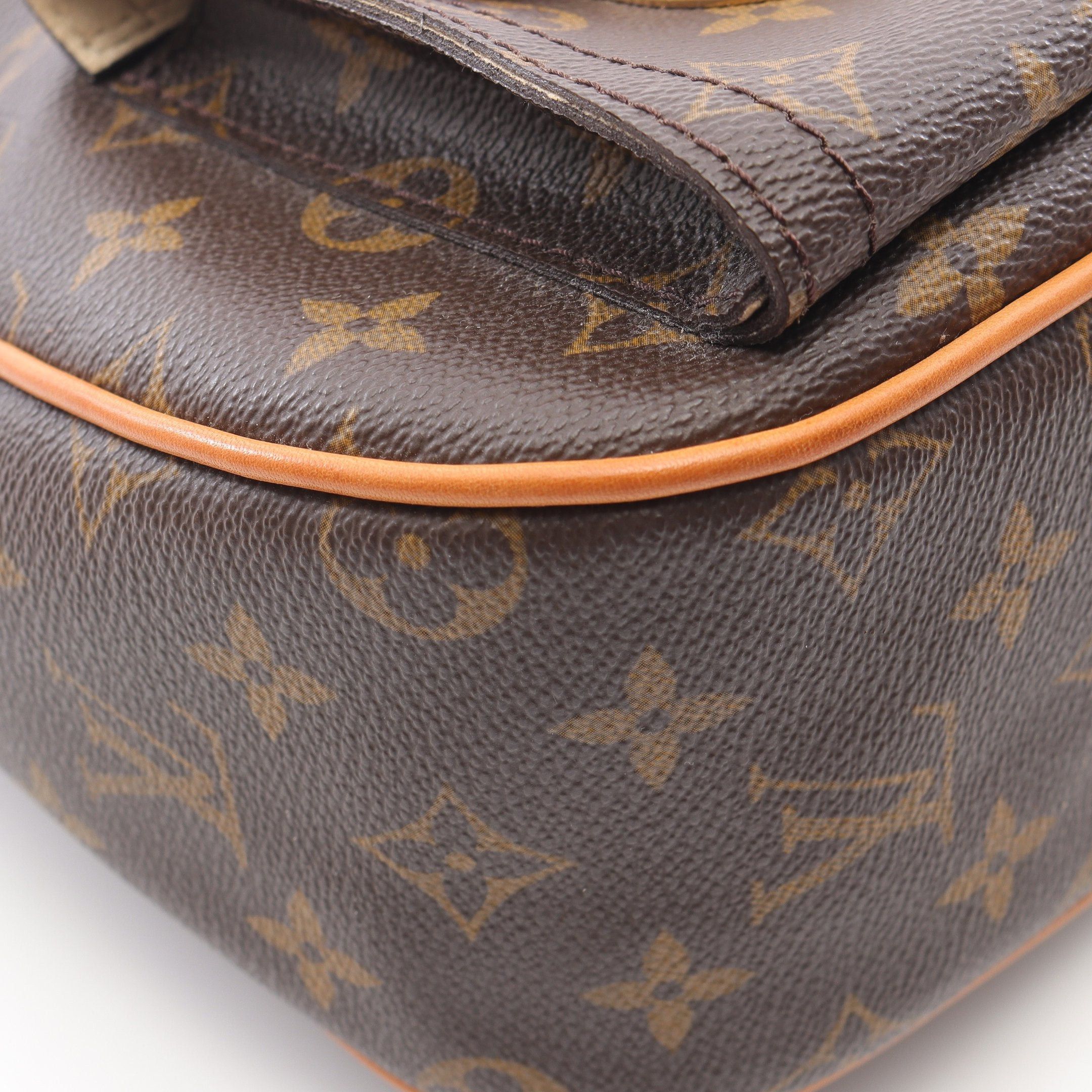 Louis Vuitton Louis Vuitton Hudson Gm Monogram Shoulder Bag Leather Brown Size ONE SIZE - 6 Thumbnail