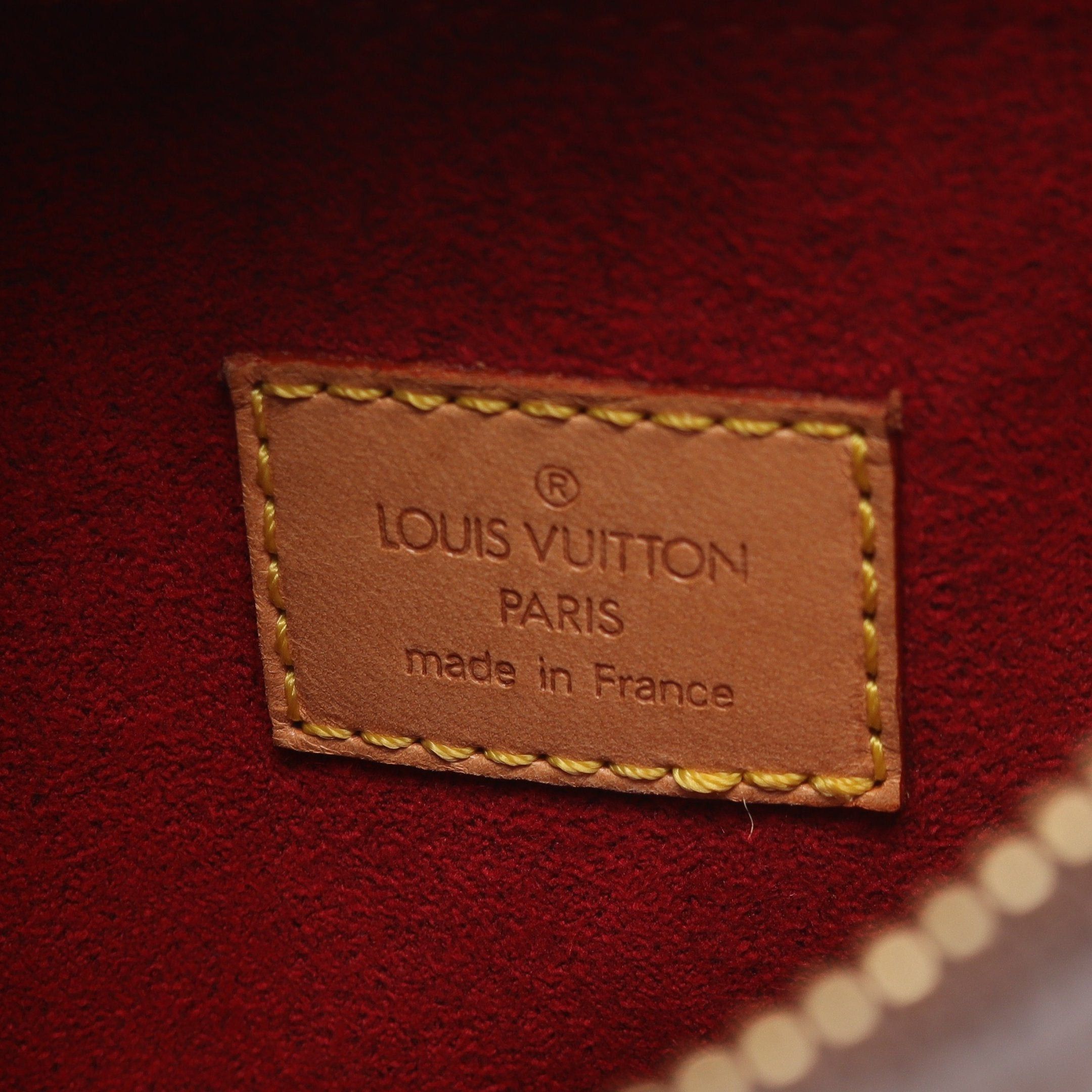 Louis Vuitton Louis Vuitton Croissant Mm Monogram Shoulder Bag Leather Brown Size ONE SIZE - 4 Thumbnail