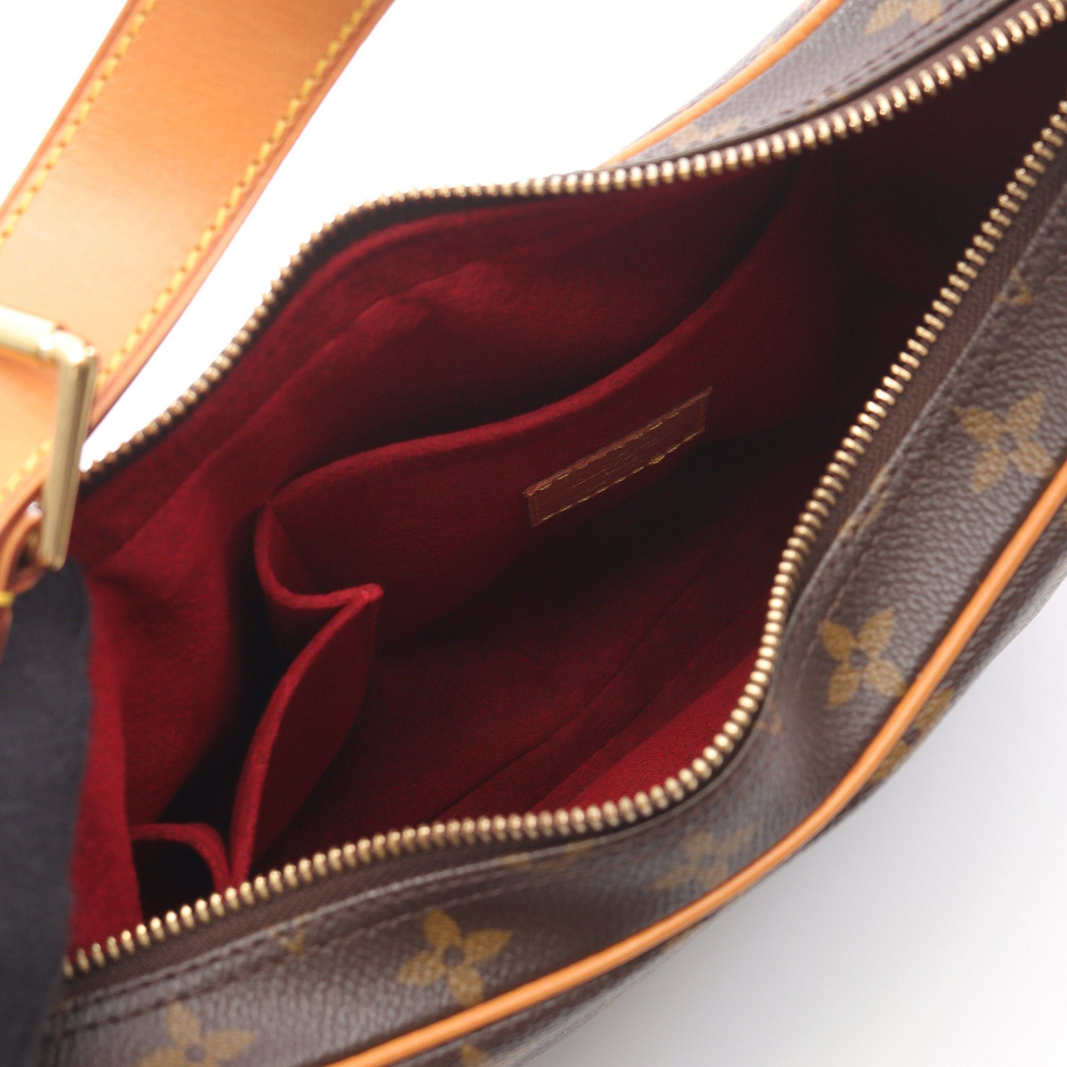 Louis Vuitton Louis Vuitton Croissant Mm Monogram Shoulder Bag Leather Brown Size ONE SIZE - 3 Thumbnail
