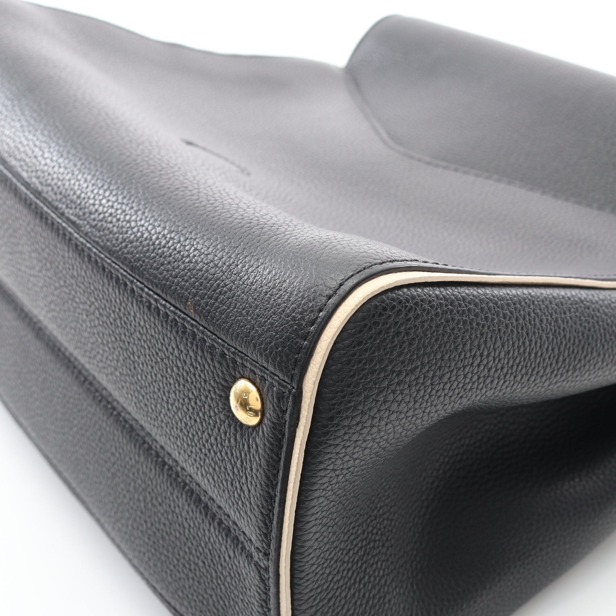 Louis Vuitton Louis Vuitton Double V Monogram Noir Handbag Leather Black Brown Ivory Size ONE SIZE - 6 Thumbnail
