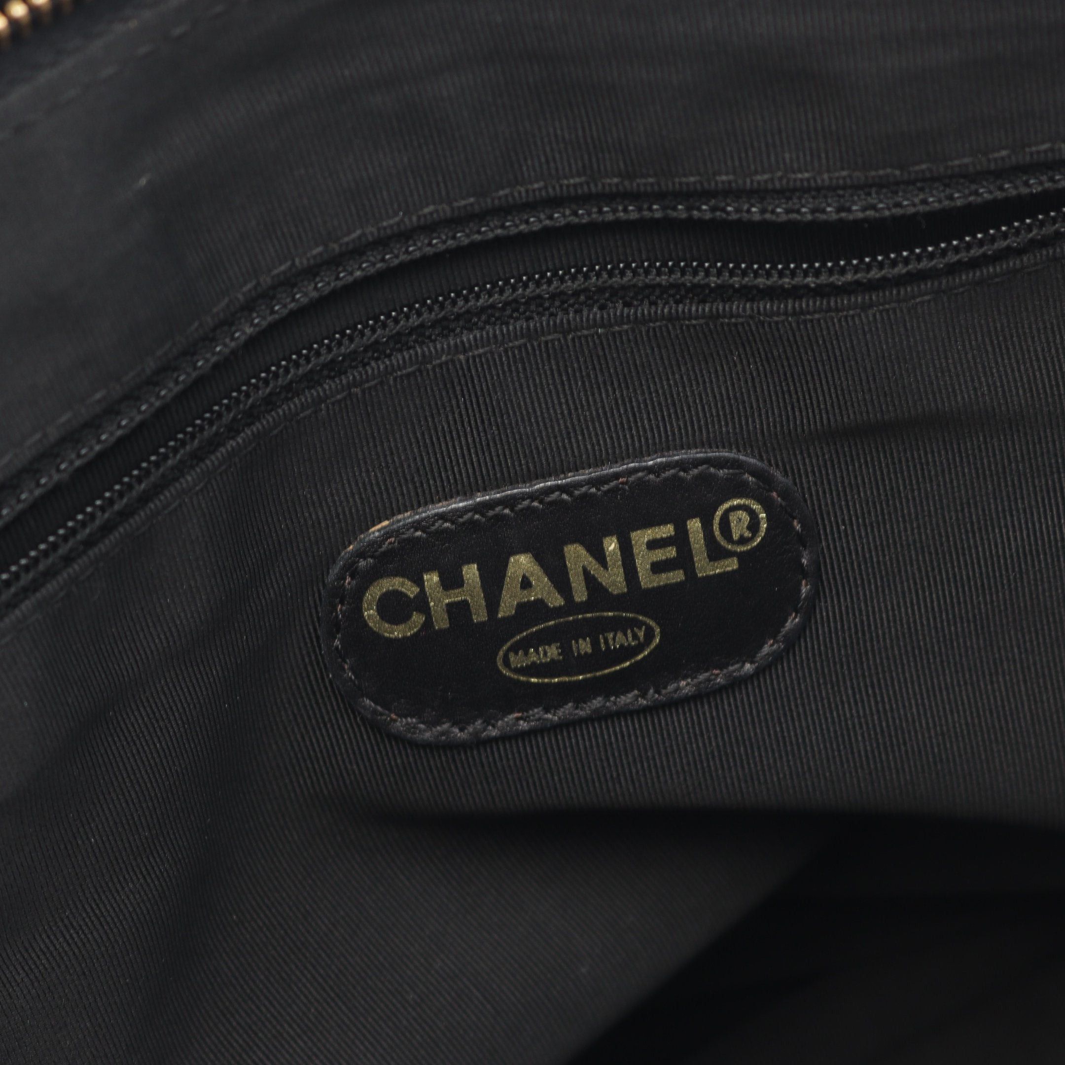 Chanel Chain Handbag Caviar Skin Black Gold Hardware Logo Embroidery