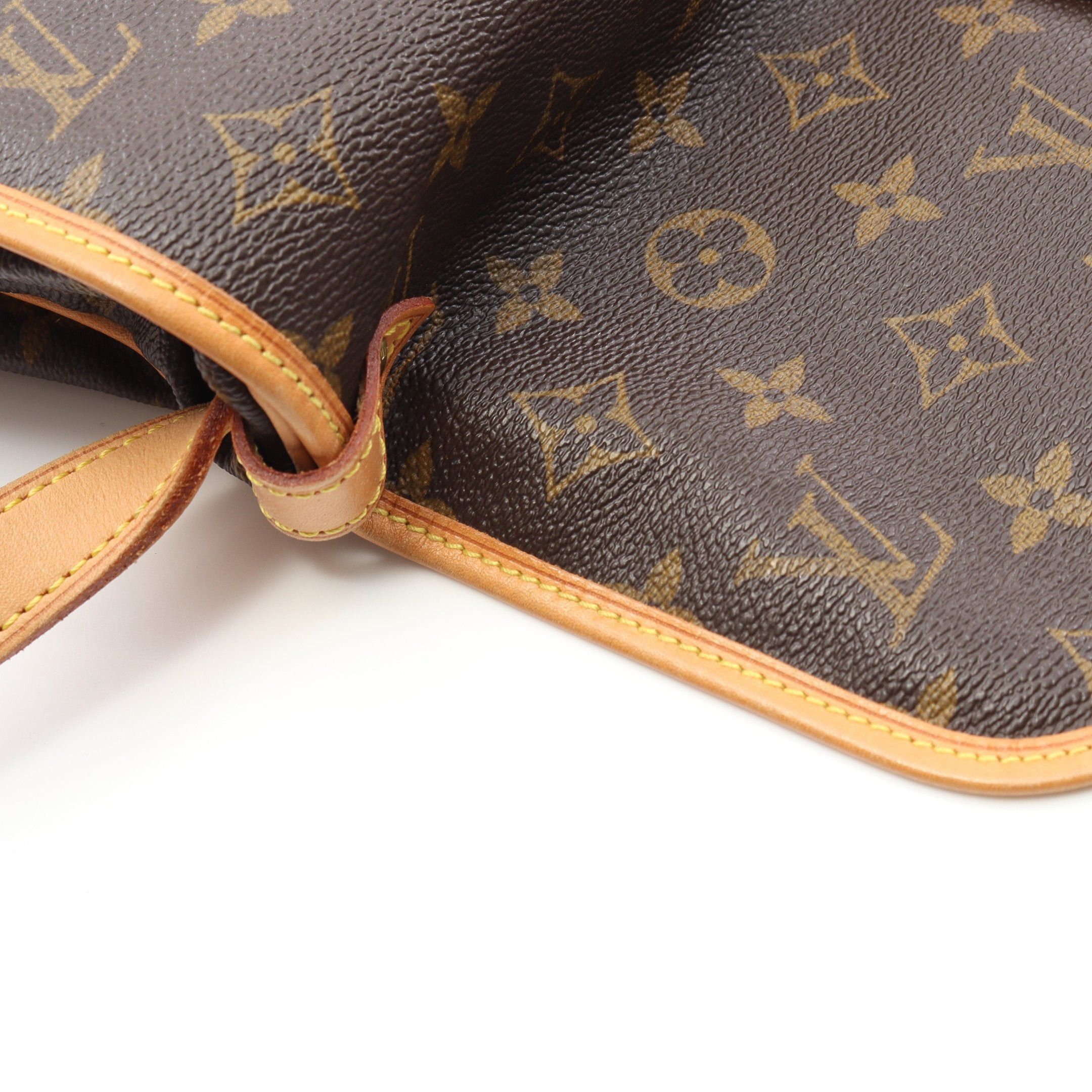 Louis Vuitton Louis Vuitton Saumur 30 Monogram Shoulder Bag Leather Brown Size ONE SIZE - 6 Thumbnail