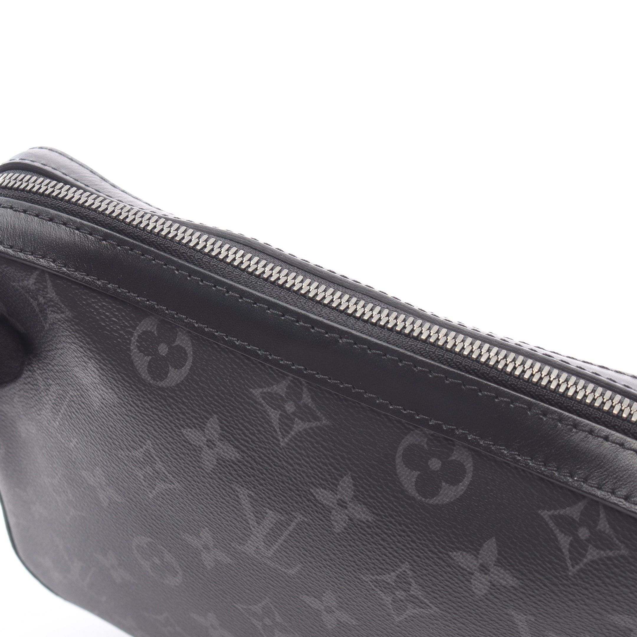 Louis Vuitton Louis Vuitton Trio Messenger Monogram Eclipse Shoulder Bag Leather Black Gray Size ONE SIZE - 6 Thumbnail