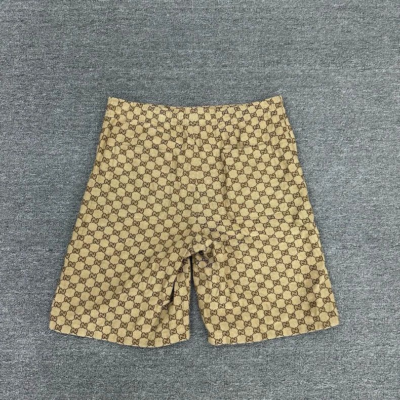 Gucci GUCCI Logo Print Casual Shorts for Men Size US 44 / EU 60 - 2 Thumbnail