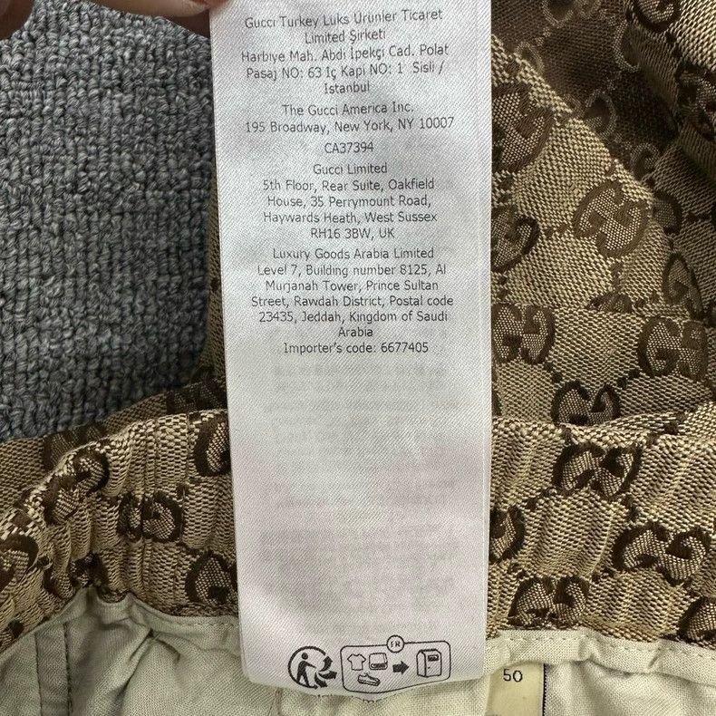 Gucci GUCCI Logo Print Casual Shorts for Men Size US 44 / EU 60 - 9 Thumbnail