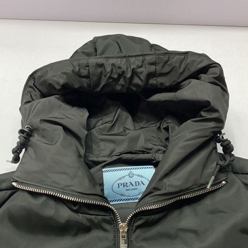 Prada PRADA Logo Print Jacket for Women Size US XS / EU 42 / 0 - 9 Thumbnail