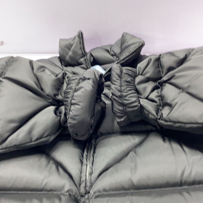 Prada Prada Re-Nylon Quilted Jacket for Women Size US XS / EU 42 / 0 - 6 Thumbnail