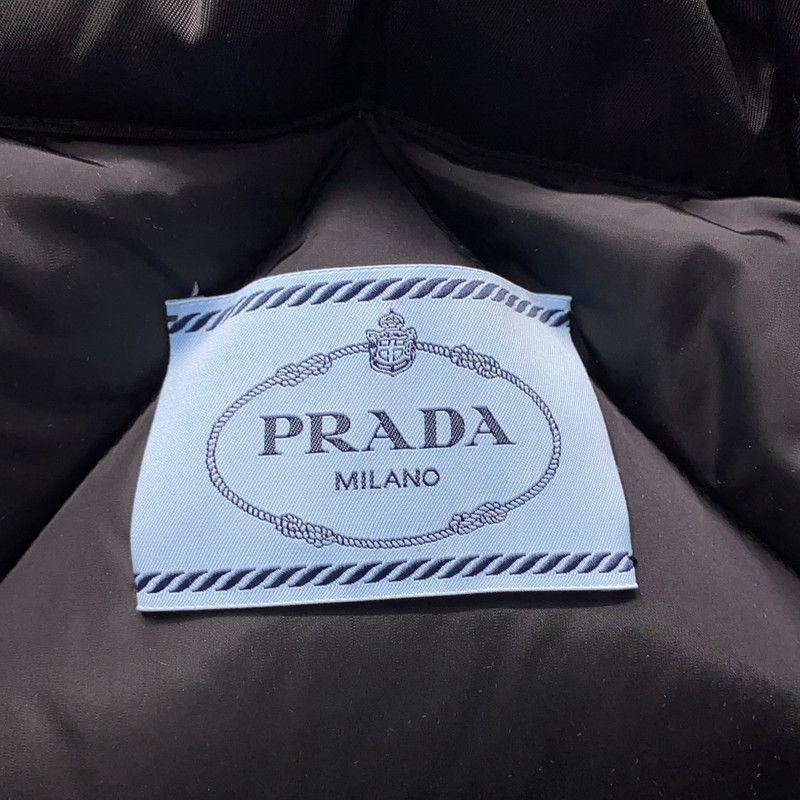 Prada Prada Re-Nylon Quilted Jacket for Women Size US XS / EU 42 / 0 - 12 Thumbnail