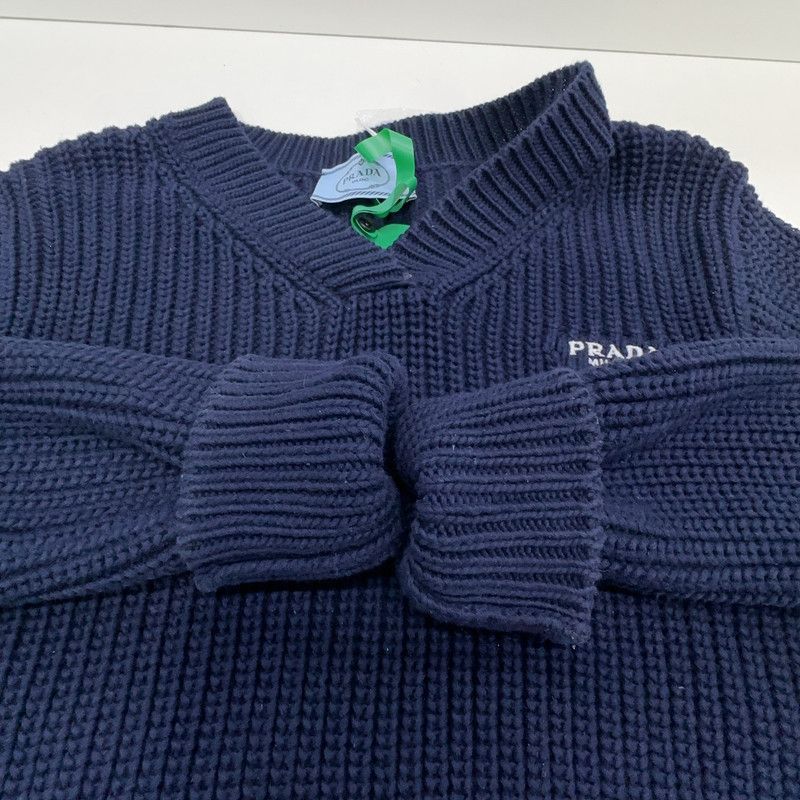 Prada Prada Short Sleeve Knit Sweater for Women Size US XS / EU 42 / 0 - 11 Thumbnail