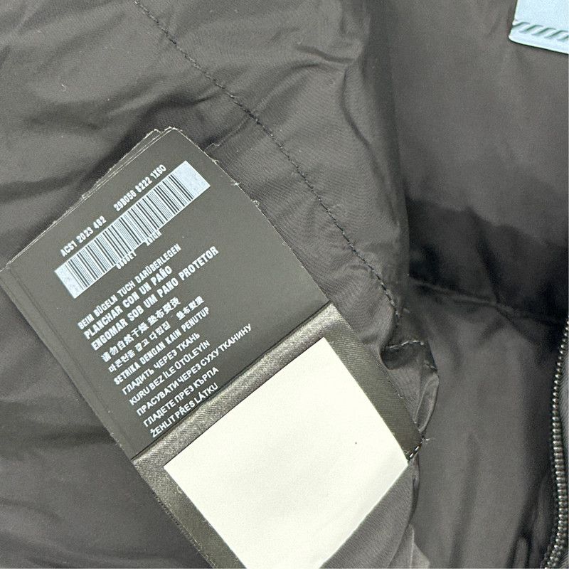 Prada Prada Black Cropped High Neck Jacket Size US XS / EU 42 / 0 - 2 Thumbnail
