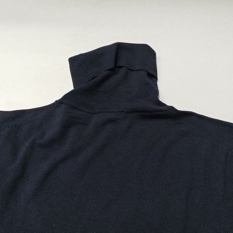 Prada Prada SS22 Wool Turtleneck Sweater for Women Size US S / EU 44-46 / 1 - 10 Thumbnail
