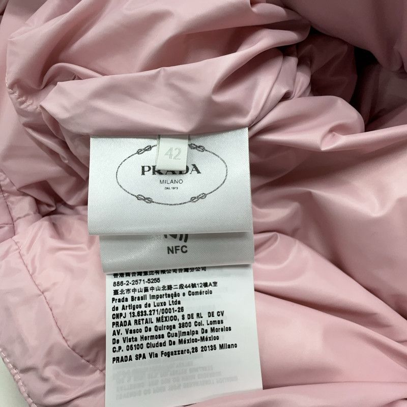 Prada Prada FW22 Pink Letter Print Zip Puffer Jacket Size US S / EU 44-46 / 1 - 9 Thumbnail