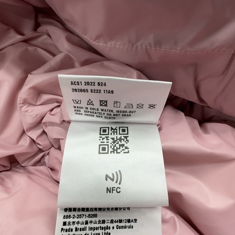 Prada Prada FW22 Pink Letter Print Zip Puffer Jacket Size US S / EU 44-46 / 1 - 3 Thumbnail