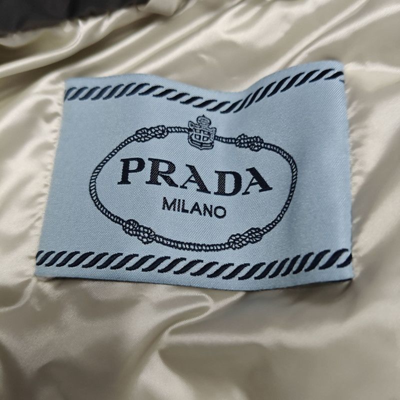 Prada Prada Solid Color Zip Long Sleeve Jacket Size US S / EU 44-46 / 1 - 3 Thumbnail