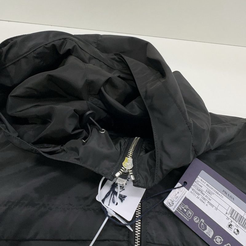 Prada Prada Color-Blocked Hooded Jacket for Men Size US XXL / EU 58 / 5 - 2 Thumbnail