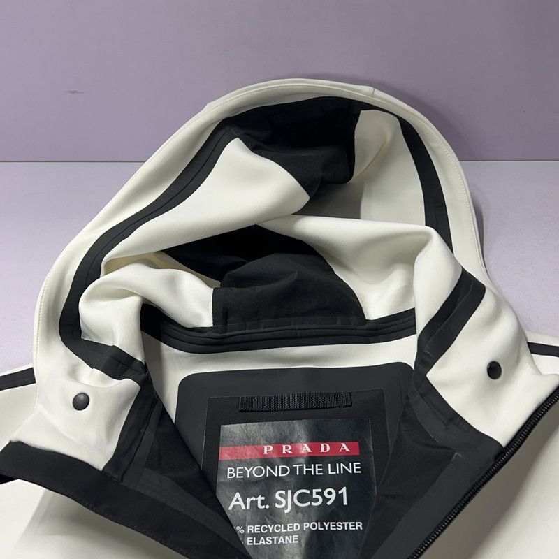 Prada Prada SS22 Linea Rossa Hooded Vest Size US M / EU 48-50 / 2 - 10 Thumbnail