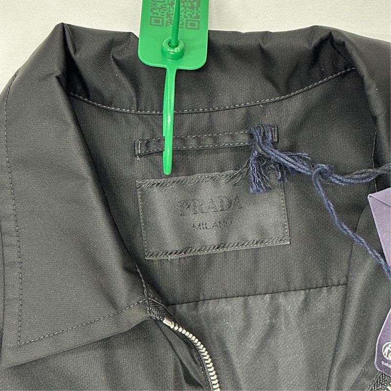 Prada PRADA Black Long Sleeve Jacket with Logo Badge Size US S / EU 44-46 / 1 - 4 Thumbnail