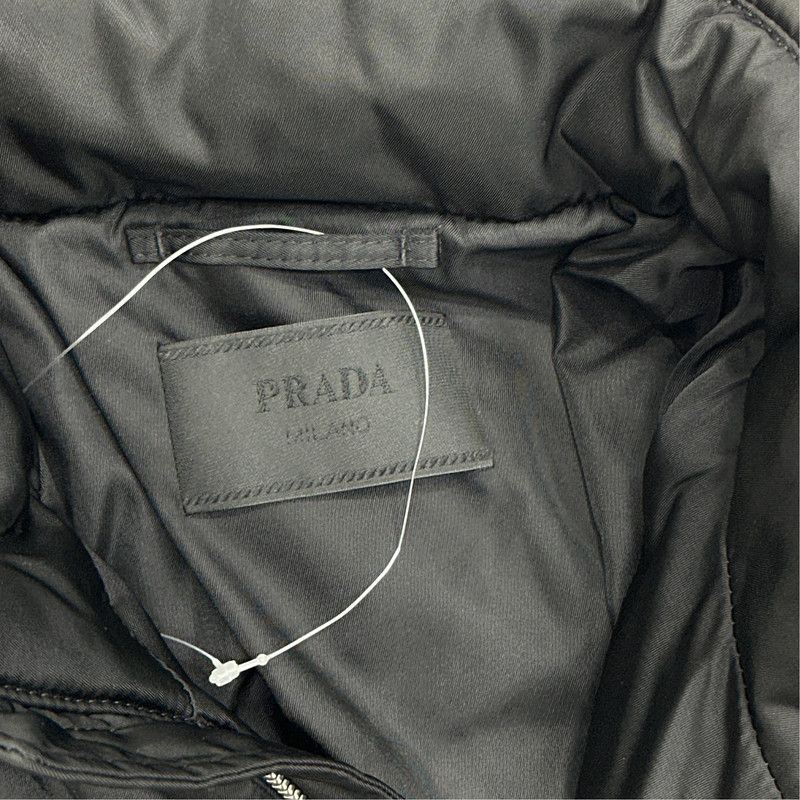 Prada PRADA Logo Nylon Puffer Jacket for Men Size US M / EU 48-50 / 2 - 3 Thumbnail