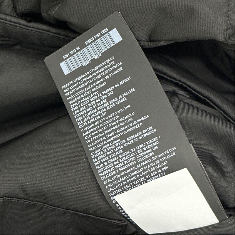 Prada PRADA Logo Nylon Puffer Jacket for Men Size US M / EU 48-50 / 2 - 4 Thumbnail