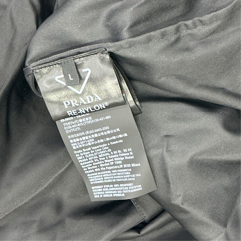 Prada Prada Re-Nylon Logo Casual Shirt for Men Size US L / EU 52-54 / 3 - 3 Thumbnail