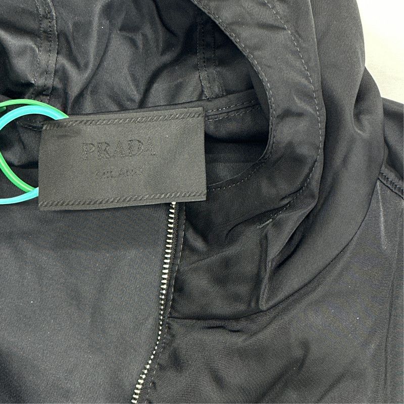 Prada Prada Re-Nylon Hooded Jacket for Men Size US XL / EU 56 / 4 - 2 Thumbnail