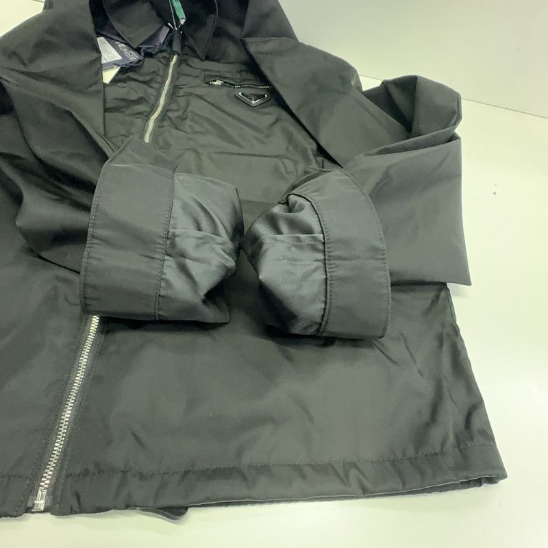 Prada Prada Logo Zip Long Sleeve Jacket for Men Size US XL / EU 56 / 4 - 4 Thumbnail
