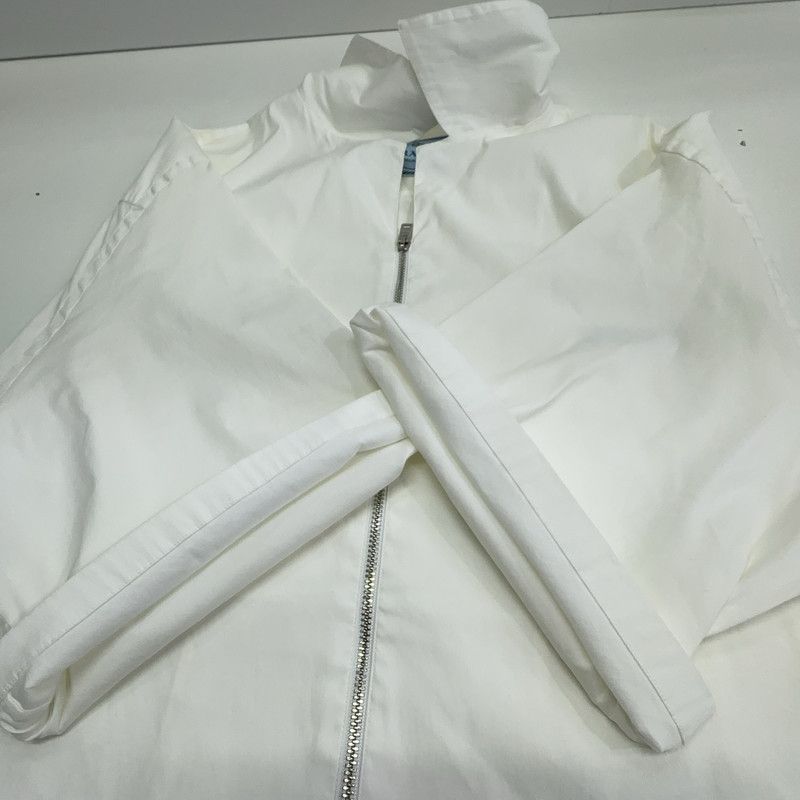Prada Prada SS21 Logo Zip Short Sleeve Shirt Size US XL / EU 56 / 4 - 14 Thumbnail