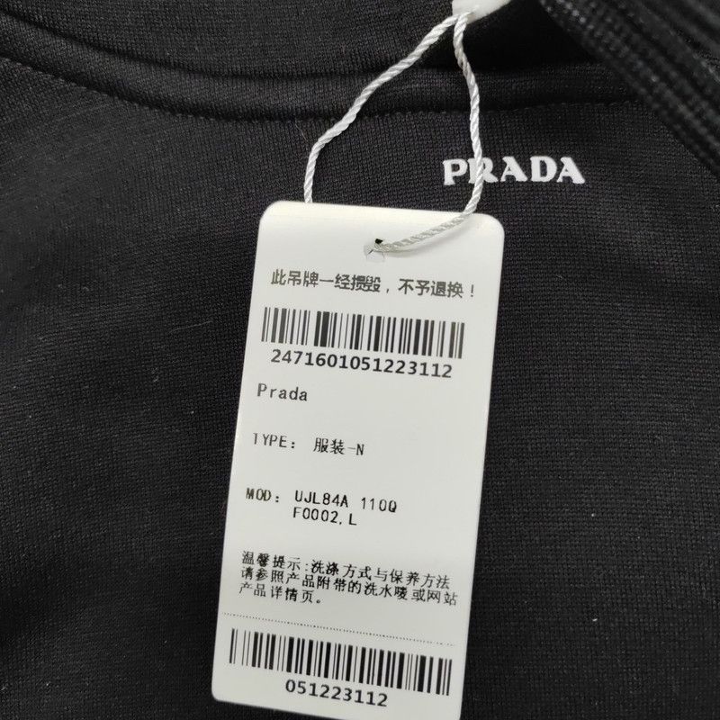 Prada Prada Black Hooded Sweatshirt with Pockets Size US L / EU 52-54 / 3 - 5 Thumbnail