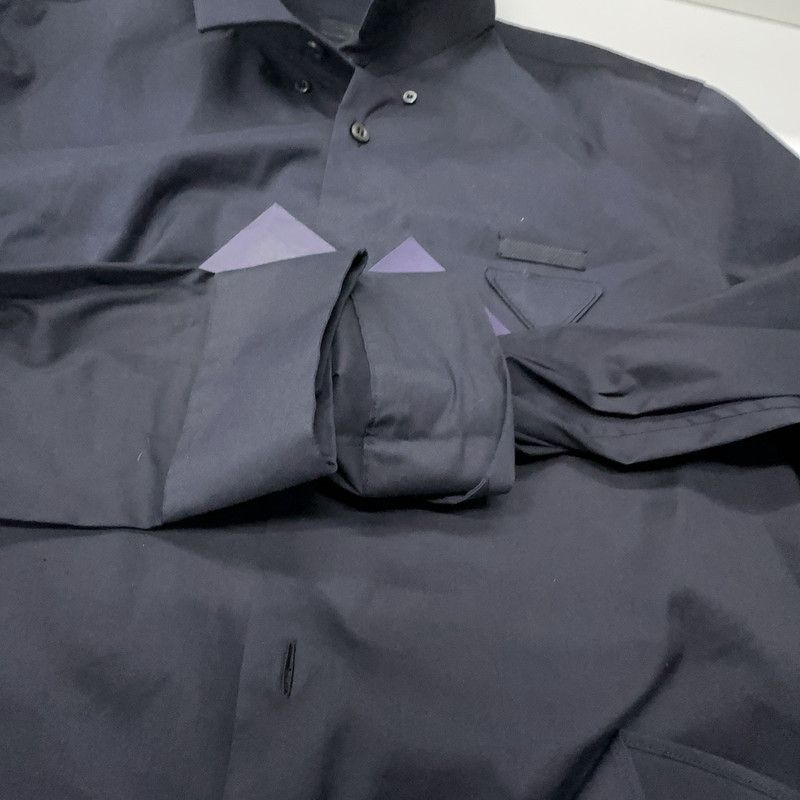 Prada Prada Logo Long Sleeve Shirt for Men Size US S / EU 44-46 / 1 - 4 Thumbnail