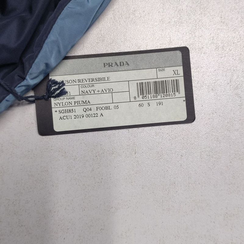 Prada Prada SS20 Reversible Hooded Jacket for Men Size US XL / EU 56 / 4 - 11 Thumbnail
