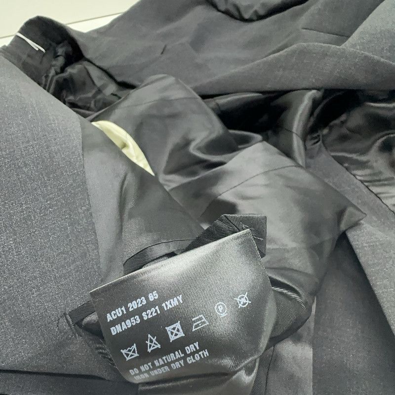 Prada Prada Classic Casual Black Blazer Size US L / EU 52-54 / 3 - 5 Thumbnail