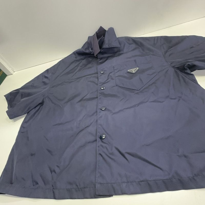 Prada Prada Classic Triangle Logo Short Sleeve Shirt Size US S / EU 44-46 / 1 - 8 Thumbnail