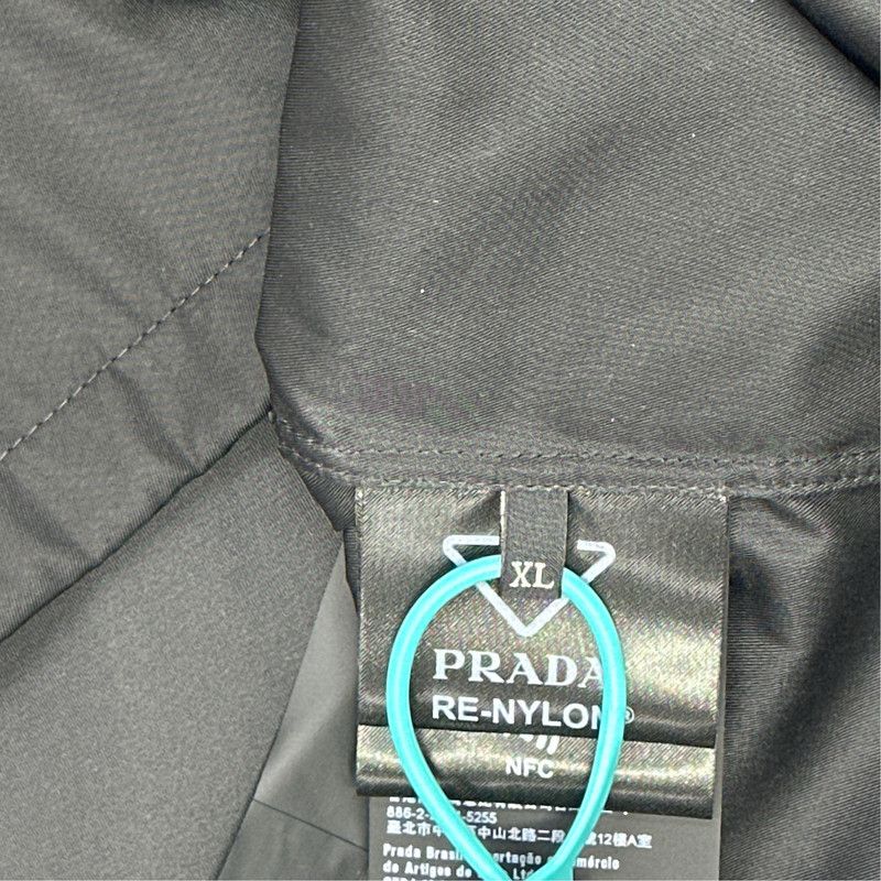 Prada Prada Logo Loose Short Sleeve Shirt for Men Size US XL / EU 56 / 4 - 3 Thumbnail
