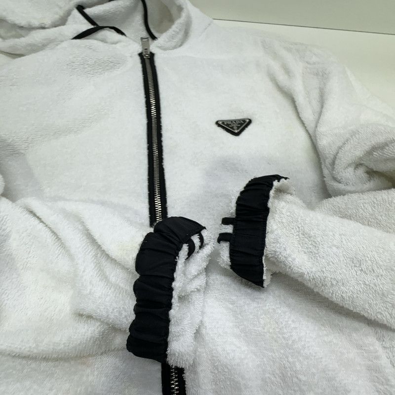 Prada Prada SS22 White Logo Zip Hoodie Jacket Size US XL / EU 56 / 4 - 10 Thumbnail
