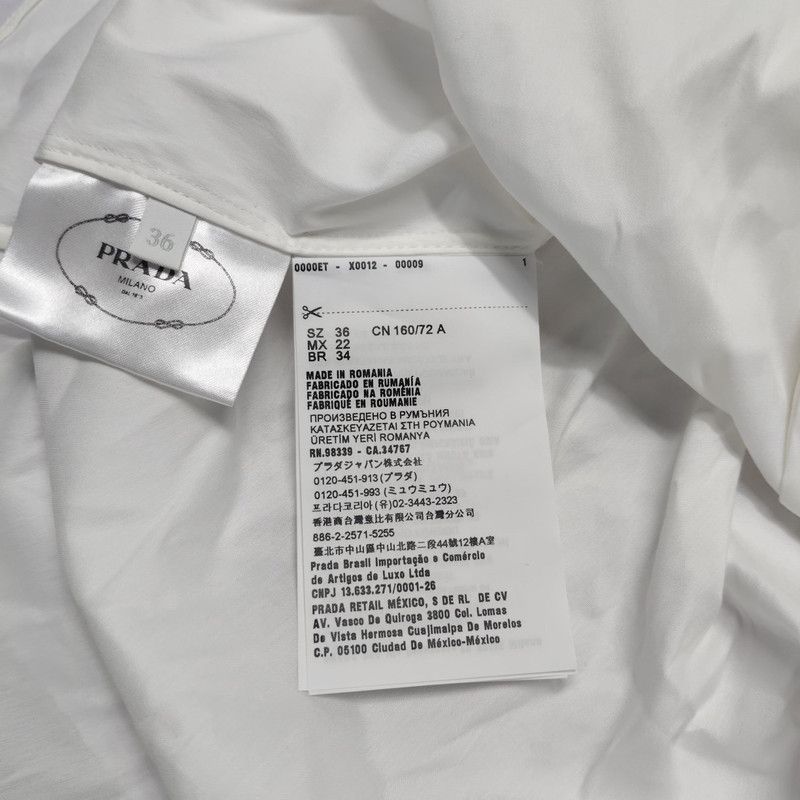 Prada Prada White Classic Collar Button-Up Shirt Size US S / EU 44-46 / 1 - 7 Thumbnail
