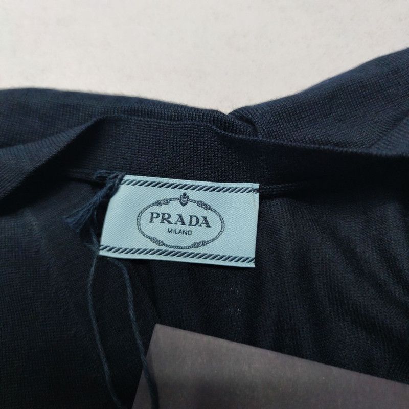Prada Prada Solid Navy Knitted Cardigan Size US S / EU 44-46 / 1 - 5 Thumbnail