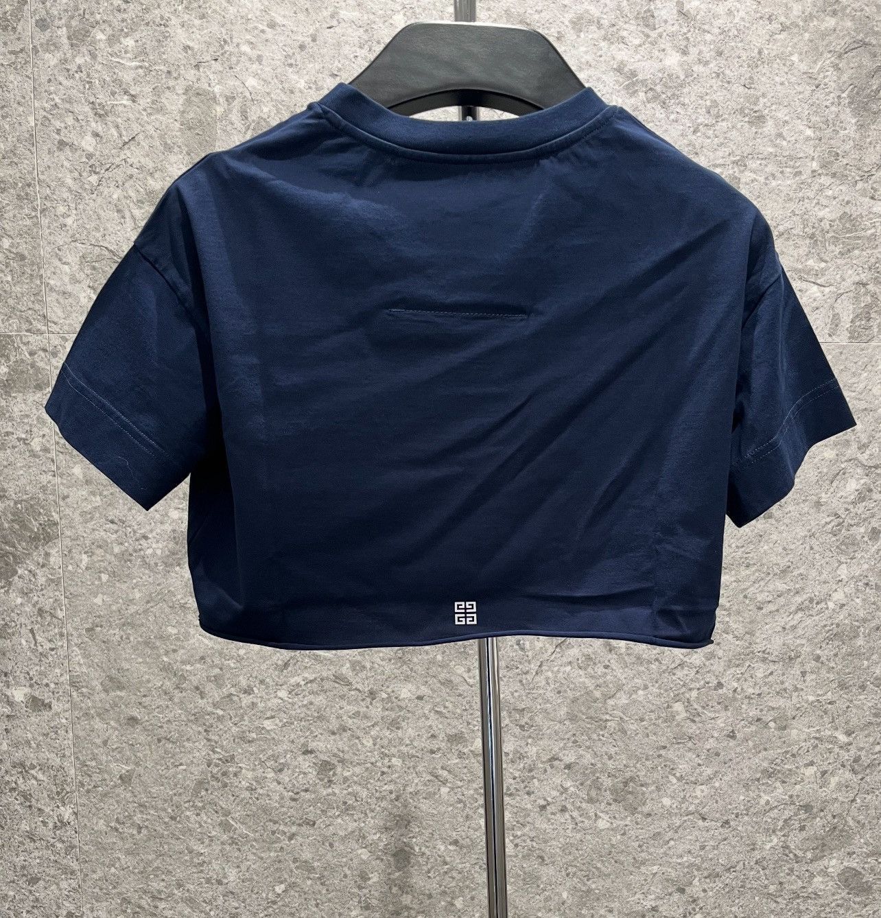 Givenchy t-shirt cropped dark navy Size US S / EU 44-46 / 1 - 2 Thumbnail