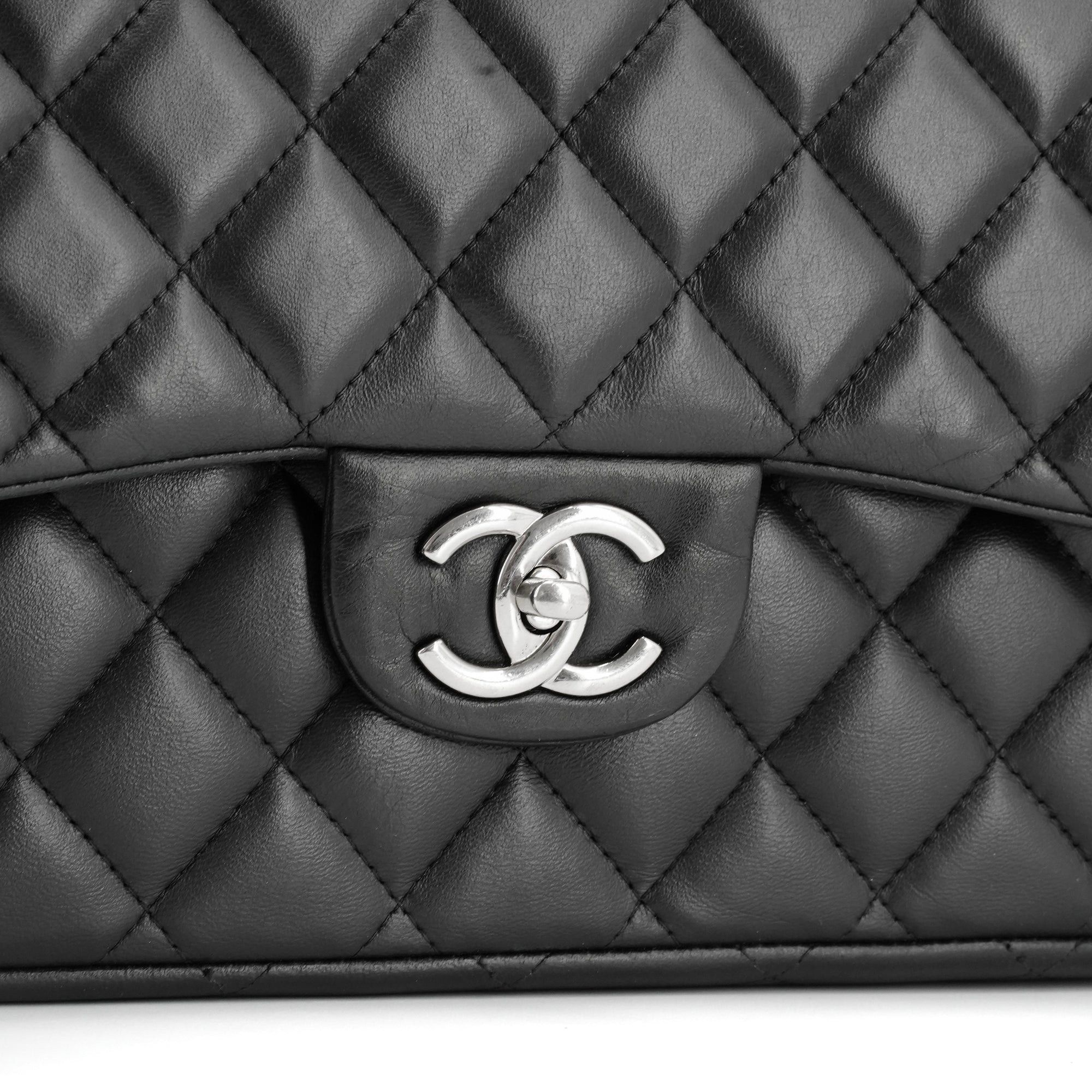 Chanel CHANEL - Chanel Classic/Timeless Maxi Jumbo shoulder bag in black smooth leather Size ONE SIZE - 5 Thumbnail